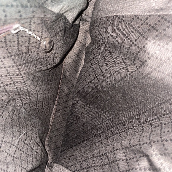 Authentic Gucci vintage trimmed leather nylon shoulder bag - Picture 9 of 10